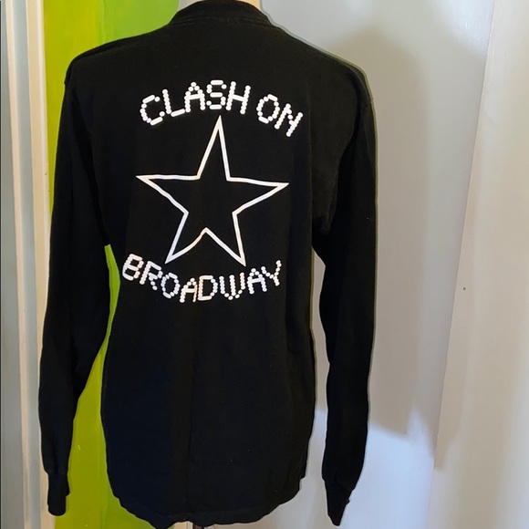 Authentic unisex The Clash tee❤️HP❤️ - Picture 3 of 10